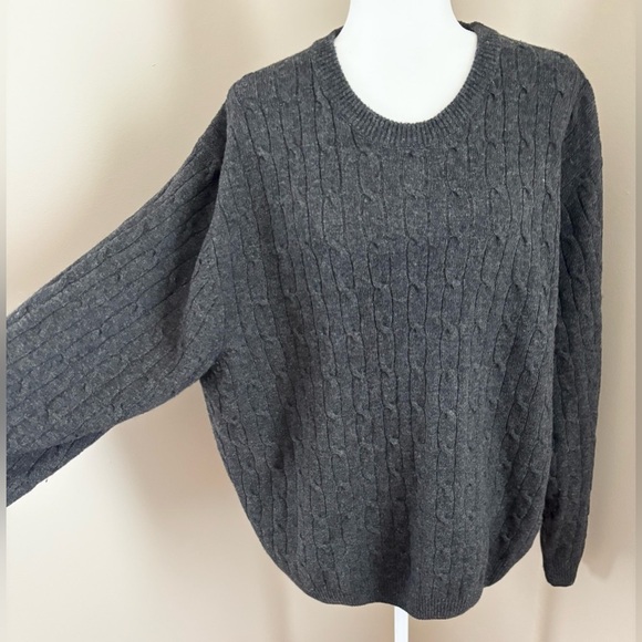 Jos. A Bank Oversized Dark Gray Cable Knit Slouchy Fisherman Lambs Wool Sweater - Picture 2 of 11